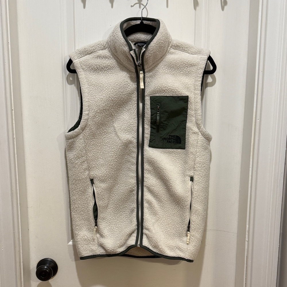 The North Face Off-White and Dark Green Fleece Sherpa Vest